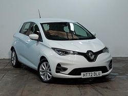 White Used 2022 Renault Rapid SE Hatchback | £12,498 (A bit pricey)