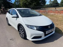 White Used 2014 Honda Civic S Estate | £8,000 (Fair price)