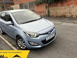 Blue Used 2013 Hyundai i20 Active Hatchback | £3,895 (Fair price)
