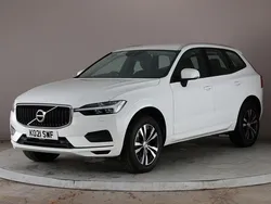 White Used 2021 Volvo XC60 Momentum SUV | £22,354 (Fair price)