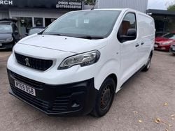 White Used 2019 Peugeot Expert Van | £9,980 (Fair price)