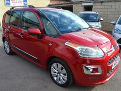 Red Used 2015 Citroën C3 Picasso Exclusive MPV | £4,495 (Fair price)