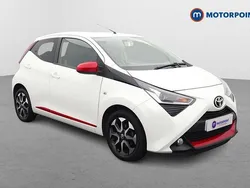 White Used 2020 Toyota Aygo Trend Hatchback | £9,399 (Fair price)