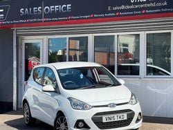 White Used 2015 Hyundai i10 SE Hatchback | £3,995 (Good price)