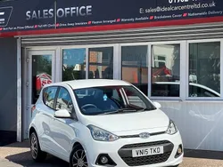 White Used 2015 Hyundai i10 SE Hatchback | £3,995 (Good price)