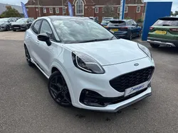 Frozen white Used 2023 Ford Puma ST SUV | £23,500 (Fair price)
