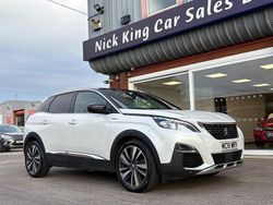 Bianca white Used 2018 Peugeot 3008 Premium Hatchback | £11,375 (Fair price)
