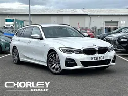 White Used 2021 BMW 320 M Sport Estate | £25,225 (Fair price)