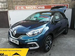 Blue/black Used 2019 Renault Captur Iconic SUV | £8,995 (Fair price)