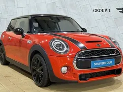 Orange Used 2018 Mini Cooper S Hatch Hatchback | £16,295 (Fair price)