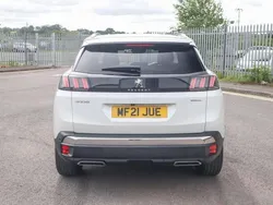 White Used 2021 Peugeot 3008 Premium SUV | £17,502 (Good price)