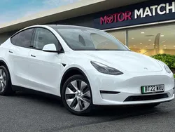 White Used 2022 Tesla Model Y Long Range SUV | £22,999 (Good price)