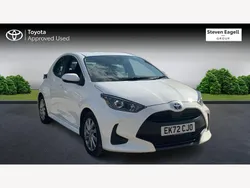 White Used 2022 Toyota Yaris Hybrid Hatchback | £16,712 (Good price)