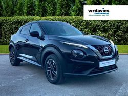 Black Used 2024 Nissan Juke N-Connecta SUV | £18,299 (A bit pricey)