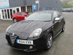 Black Used 2014 Alfa Romeo Giulietta Exclusive Hatchback | £4,995 (Good price)