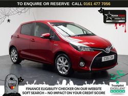 Red Used 2016 Toyota Yaris Hybrid Hatchback | £10,890 (Fair price)