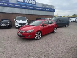 Red Used 2012 Vauxhall Astra SRi Hatchback | £3,112 (Good price)