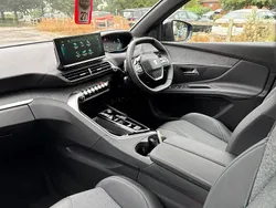 New 2025 Peugeot 3008 Allure+ SUV | £27,274 (Good price)