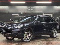 Black Used 2014 Porsche Cayenne Platinum Edition SUV | £13,991 (Fair price)