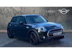 Black Used 2018 Mini Cooper S Hatch Hatchback | £13,523 (Fair price)