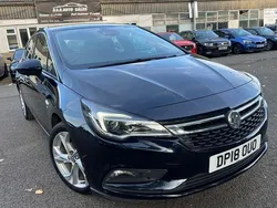 Blue Used 2018 Vauxhall Astra SRi Hatchback | £7,595 (Fair price)