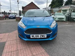 Blue Used 2016 Ford Fiesta Zetec Hatchback | £4,990 (Good price)