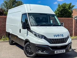 White Used 2022 Iveco Daily Van | £21,999 (A bit pricey)