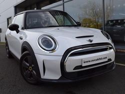 White Used 2023 Mini Cooper S Hatch Hatchback | £14,485 (Good price)