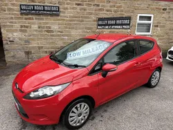 Red Used 2011 Ford Fiesta Style Hatchback | £2,695 (Good price)