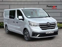 Grey New 2025 Renault Trafic Van | £38,865