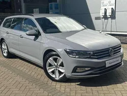 Grey Used 2022 VW Passat SE Estate | £20,989 (Fair price)