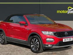 Red Used 2021 VW T-Roc Active SUV | £18,904 (Fair price)
