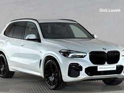 White Used 2021 BMW X5 M Sport SUV | £41,900 (Fair price)