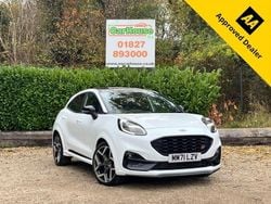 White Used 2022 Ford Puma Gen-E ST Hatchback | £16,999 (Good price)