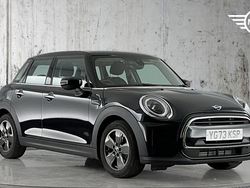 Black Used 2024 Mini Cooper Classic Hatchback | £19,999 (Fair price)