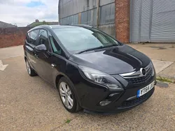 Black Used 2014 Vauxhall Zafira SRi MPV | £3,495 (Fair price)
