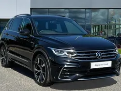 Deep black pearlescent Used 2022 VW Tiguan R-line SUV | £29,086 (Fair price)