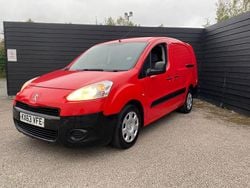 Red Used 2014 Peugeot Partner S MPV | £2,495 (Fair price)