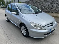 Silver Used 2004 Peugeot 307 S Hatchback | £1,995 (Fair price)