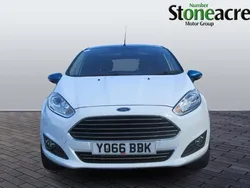 White Used 2017 Ford Fiesta Zetec Hatchback | £6,750 (Good price)