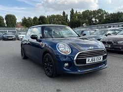 Blue Used 2016 Mini Cooper Hatch Hatchback | £9,990 (Good price)
