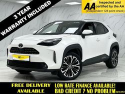 White Used 2022 Toyota Yaris Hybrid SUV | £18,295 (Fair price)