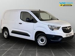 White Used 2022 Vauxhall Combo MPV | £7,295 (Super price)
