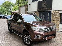 Bronze Used 2016 Nissan Navara Tekna Pickup | £12,480 (Fair price)