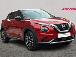I sunset red with solid black New 2025 Nissan Juke Tekna+ SUV | £24,975 (Fair price)