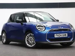 Blue Used 2024 Mini Cooper SE Hatch Hatchback | £27,500