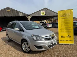 Silver Used 2011 Vauxhall Zafira MPV | £2,199 (Fair price)