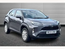 Grey Used 2023 Toyota Yaris Cross SUV | £21,150 (Fair price)