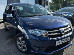 Blue Used 2015 Dacia Sandero Lauréate Hatchback | £3,790 (Fair price)