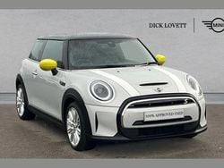 Silver Used 2022 Mini Cooper S Level 2 Hatchback | £15,795 (Fair price)
